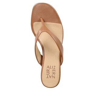 Naturalizer Lenna Leather Slip On Wedge Thong Sandals Womens Tea Tan Size 9M